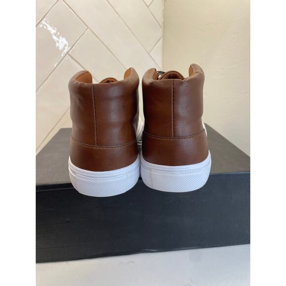 London Fog LFM-Dorance Cognac Brown Memory Foam Sneakers 9M New w/Box - Picture 5 of 11